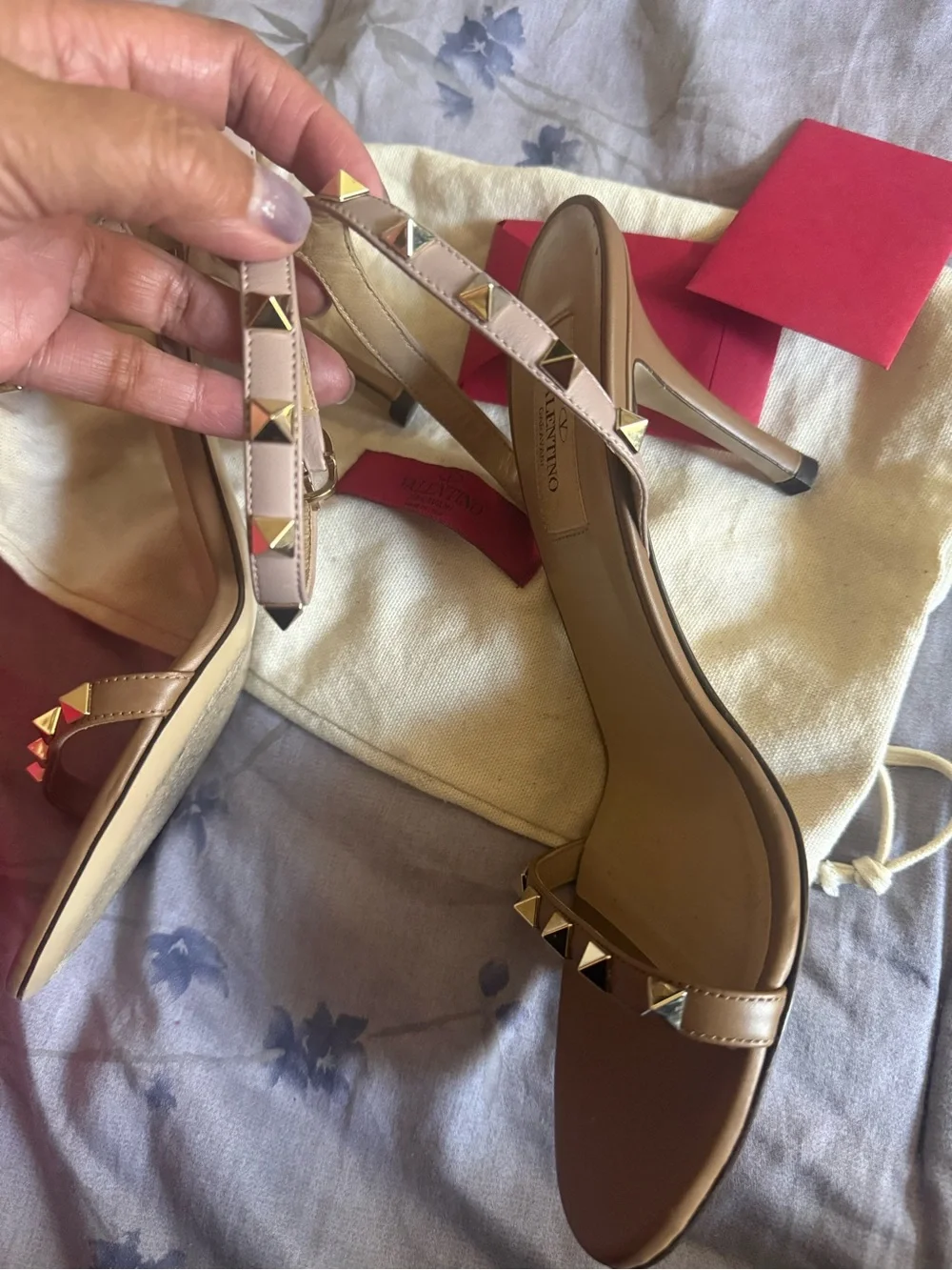 Valentino Garavani Rockstud Tan Leather Ankle Strap heeled Sandals
